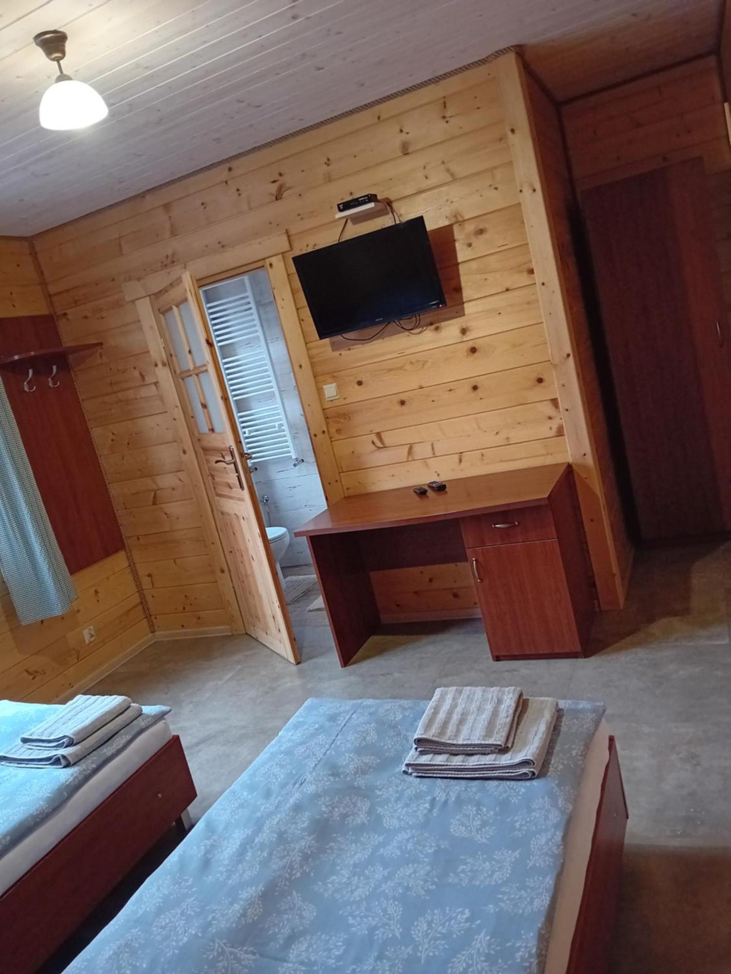 Szumi Farm stay *